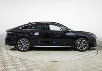 Подержанный автомобиль Chery Arrizo 8 2023 года (4 фото)