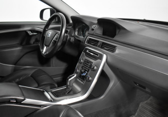 Подержанный автомобиль Volvo S80 2014 года (14 фото)