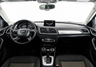 Подержанный автомобиль Audi Q3 2012 года (10 фото)