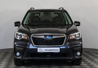 Подержанный автомобиль Subaru Forester Suv 2019 года (2 фото)