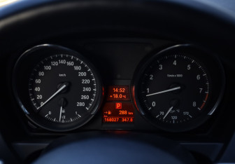 Подержанный автомобиль BMW Z4 Roadster 2011 года (14 фото)