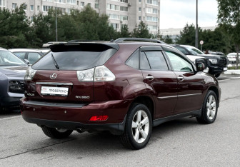 Подержанный автомобиль Lexus RX 2007 года (6 фото)