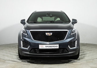 Подержанный автомобиль Cadillac XT5 2020 года (2 фото)