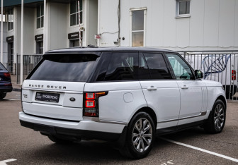 Подержанный автомобиль Land Rover Range Rover 2013 года (6 фото)