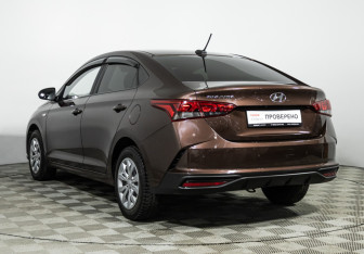 Подержанный автомобиль Hyundai Solaris Sedan 2021 года (7 фото)