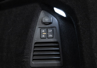 Подержанный автомобиль Volkswagen Touareg 2018 года (23 фото)