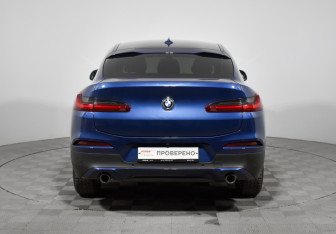 Подержанный автомобиль BMW X4 2021 года (6 фото)