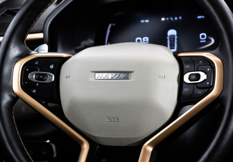 Подержанный автомобиль Haval Jolion 2023 года (13 фото)