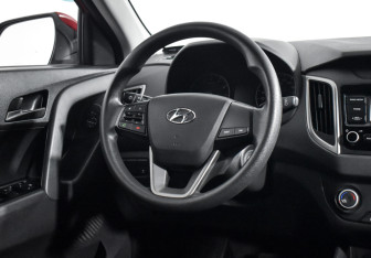 Подержанный автомобиль Hyundai Creta 2020 года (15 фото)