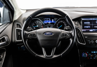 Подержанный автомобиль Ford Focus Wagon 2016 года (13 фото)