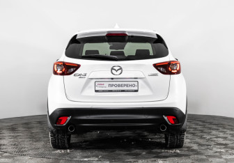 Подержанный автомобиль Mazda CX-5 2015 года (6 фото)