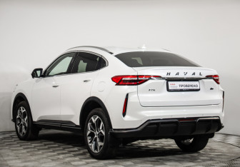 Подержанный автомобиль Haval F7x 2022 года (4 фото)