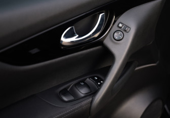 Подержанный автомобиль Nissan Qashqai 2017 года (21 фото)