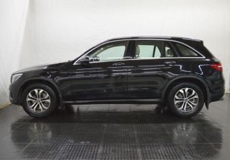 Подержанный автомобиль Mercedes-Benz GLC Coupe 2017 года (8 фото)