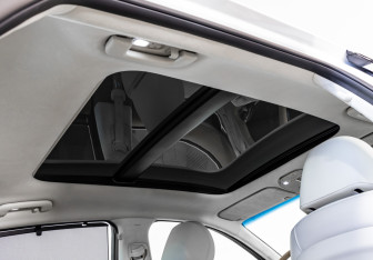 Подержанный автомобиль Hyundai Grandeur 2021 года (32 фото)