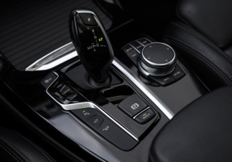 Подержанный автомобиль BMW X4 2021 года (22 фото)