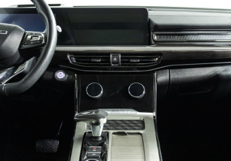 Подержанный автомобиль Exeed VX 2022 года (14 фото)