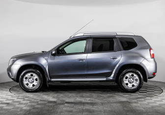 Подержанный автомобиль Nissan Terrano 2018 года (8 фото)