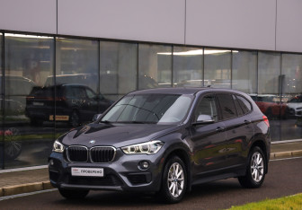 Подержанный автомобиль BMW X1 2018 года (3 фото)