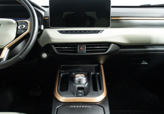 Подержанный автомобиль Haval Jolion 2022 года (14 фото)