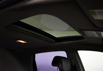 Подержанный автомобиль Chevrolet Captiva 2013 года (26 фото)