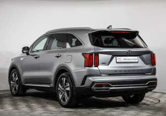 Подержанный автомобиль Kia Sorento 2020 года (7 фото)