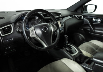 Подержанный автомобиль Nissan Qashqai 2016 года (11 фото)
