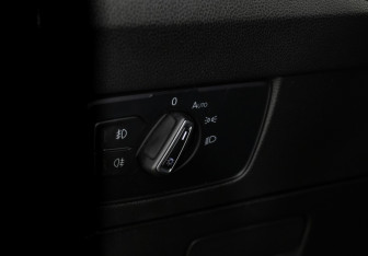 Подержанный автомобиль Volkswagen Passat Wagon 2018 года (15 фото)