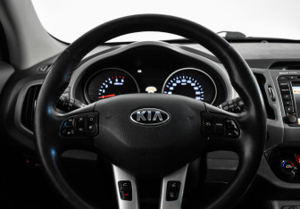 Подержанный автомобиль Kia Sportage 2016 года (20 фото)