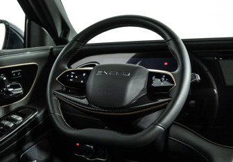 Подержанный автомобиль Exeed VX 2024 года (24 фото)