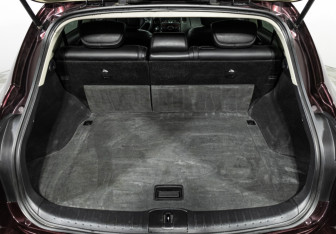 Подержанный автомобиль Infiniti QX50 2016 года (23 фото)