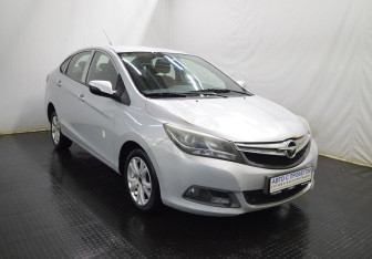 Подержанный автомобиль Haima M3 2014 года (3 фото)