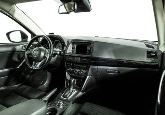 Подержанный автомобиль Mazda CX-5 2014 года (9 фото)