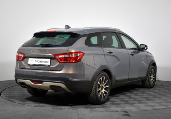 Подержанный автомобиль LADA (ВАЗ) Vesta Wagon 2018 года (5 фото)