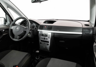 Подержанный автомобиль Opel Meriva 2008 года (9 фото)