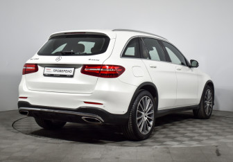 Подержанный автомобиль Mercedes-Benz GLC Coupe 2016 года (5 фото)