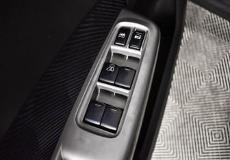 Подержанный автомобиль Subaru Forester Suv 2008 года (17 фото)