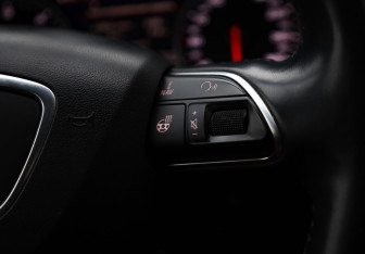 Подержанный автомобиль Audi A6 Sedan 2017 года (12 фото)