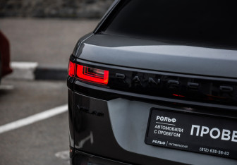 Подержанный автомобиль Land Rover Range Rover Velar 2019 года (6 фото)
