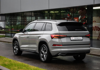 Подержанный автомобиль Skoda Kodiaq 2022 года (8 фото)