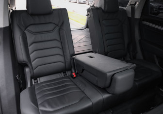 Подержанный автомобиль Volkswagen Touareg 2021 года (31 фото)