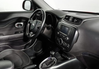 Подержанный автомобиль Kia Soul 2018 года (13 фото)