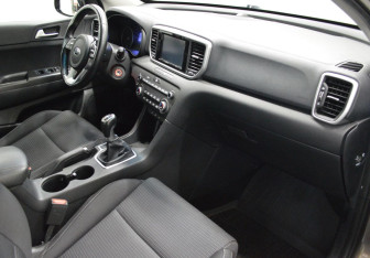 Подержанный автомобиль Kia Sportage 2019 года (12 фото)