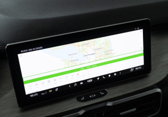 Подержанный автомобиль Geely Coolray 2023 года (17 фото)