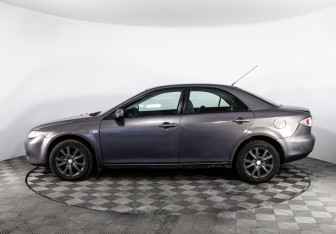 Подержанный автомобиль Mazda 6 Sedan 2005 года (8 фото)
