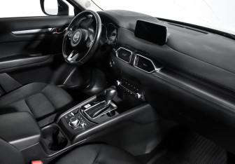 Подержанный автомобиль Mazda CX-5 2019 года (13 фото)