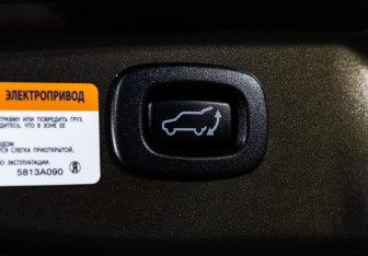 Подержанный автомобиль Mitsubishi Outlander 2016 года (24 фото)