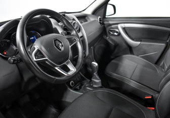 Подержанный автомобиль Renault Duster 2020 года (9 фото)
