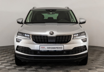 Подержанный автомобиль Skoda Karoq 2020 года (2 фото)