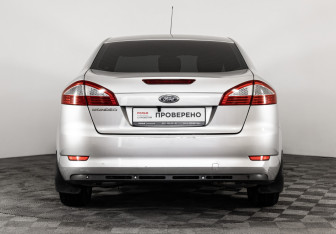 Подержанный автомобиль Ford Mondeo Sedan 2008 года (6 фото)